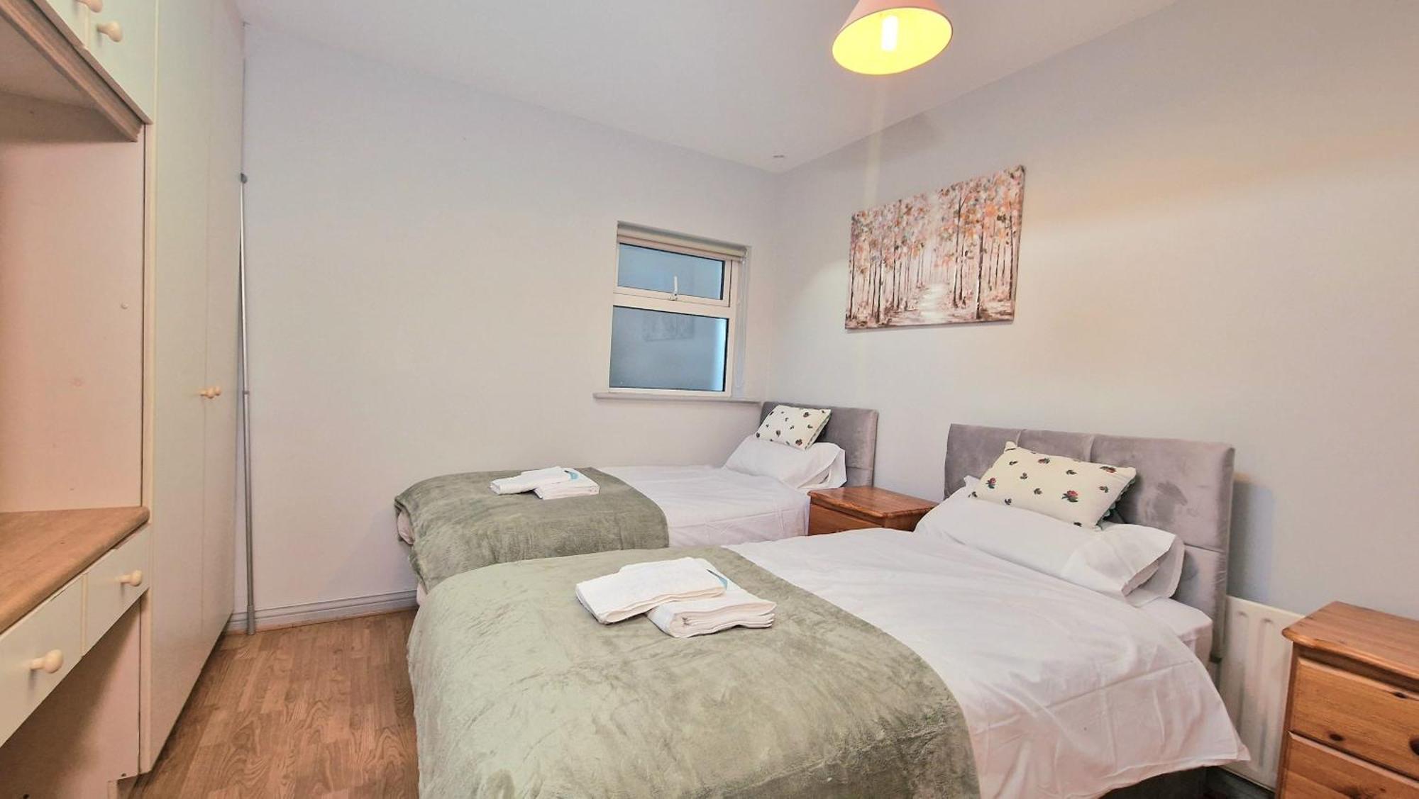4 Bedroom Townhouse Galway Luaran gambar